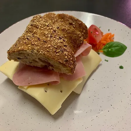 Hotel Osteria Con La Peonia *