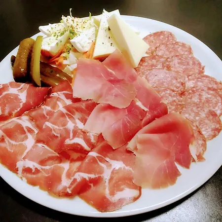 Hotel Mountain Osteria Di Montagna La Peonia Monte Generoso *